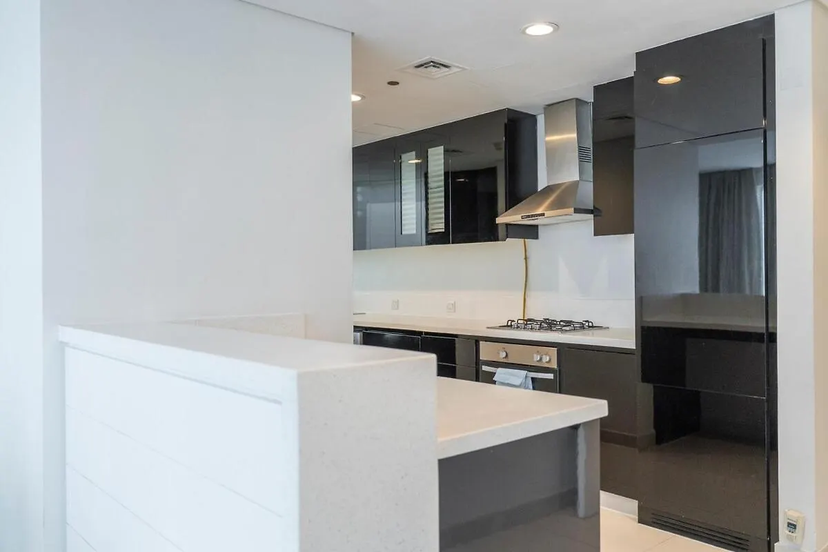 Premium 3Br With Canal View Comfort Dubai Apartment
